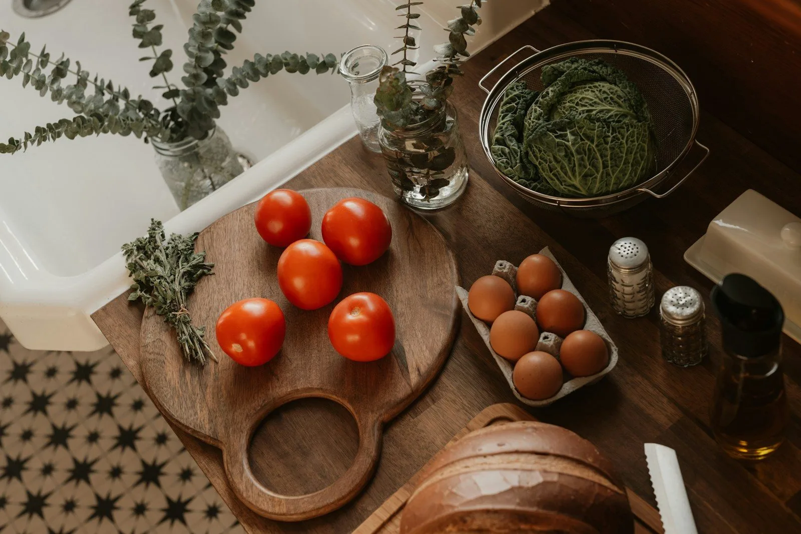 Mangiare bene spendendo meno: abitudini semplici che si notano sullo scontrino