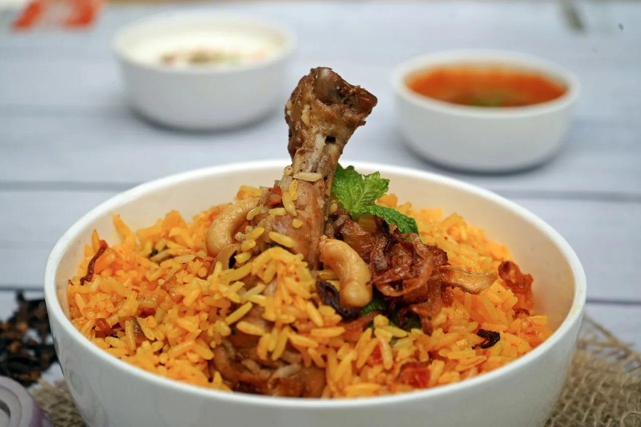 Biryani de pollo