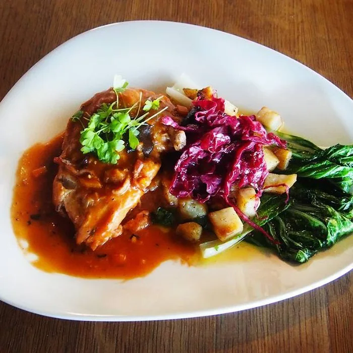Pollo al vino