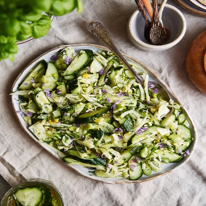 Salade de concombres et de fenouil