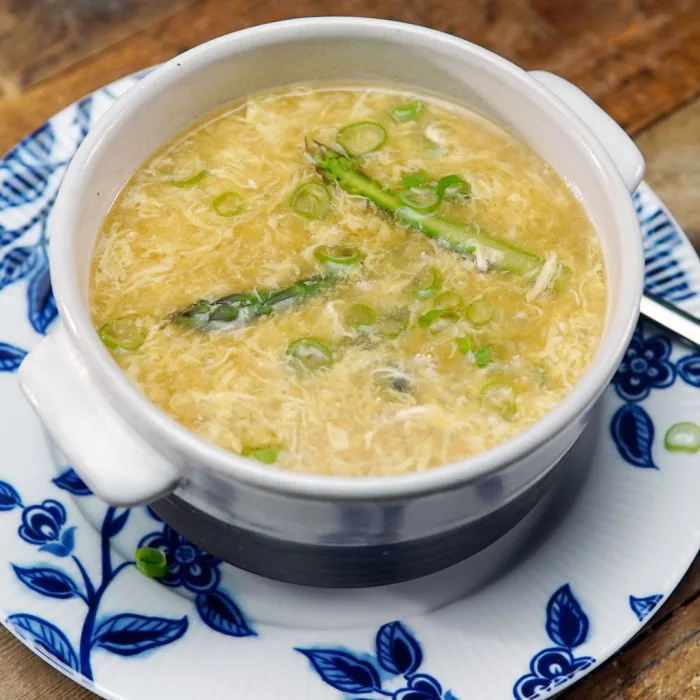 Soupe aux œufs battus