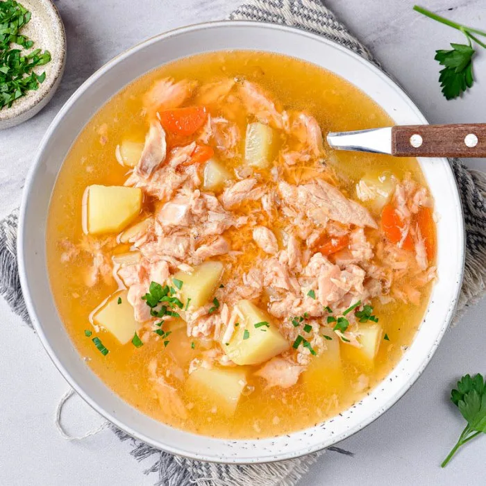 Sopa de peix (Ukha)