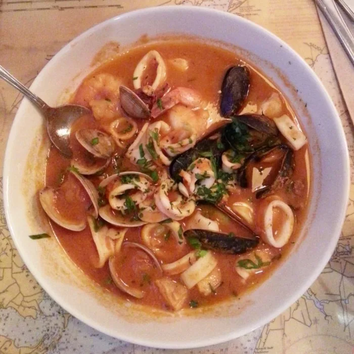 Guiso de pescado con rouille