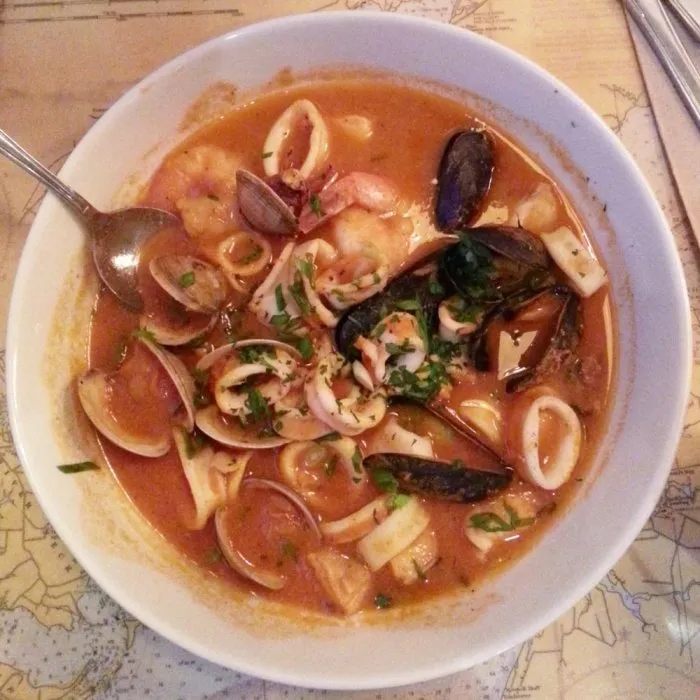 Guiso de pescado con rouille