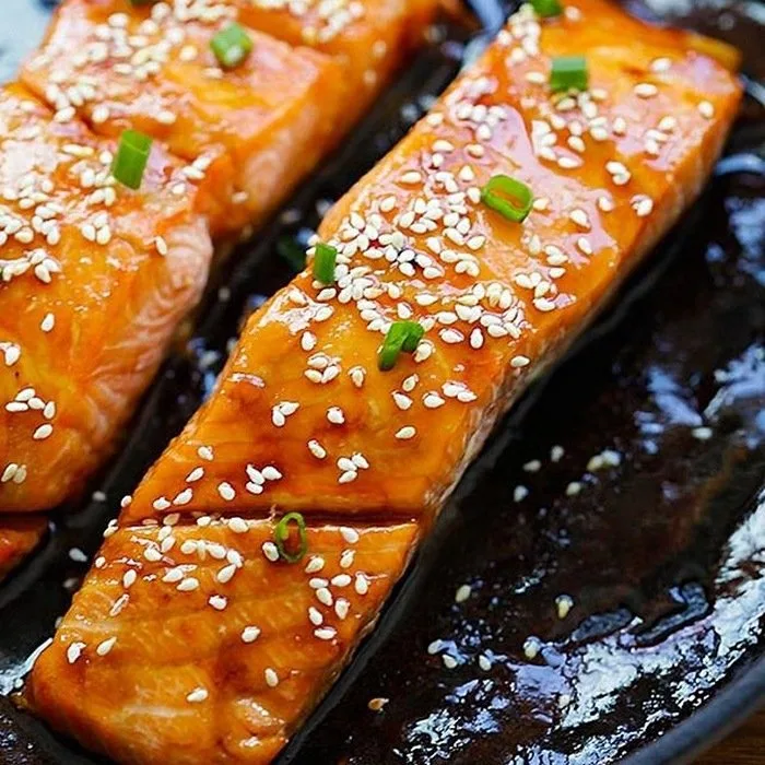 Salmone al miele e salsa teriyaki
