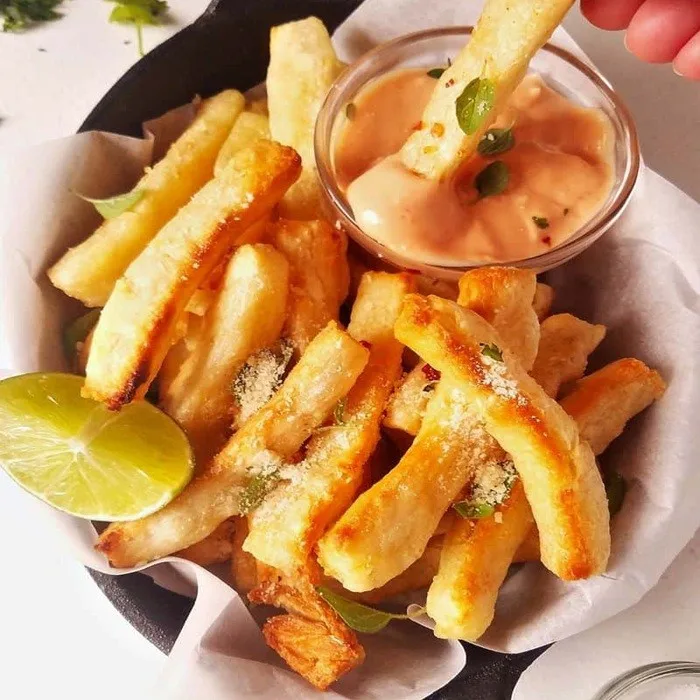 Patatine di yuca al forno