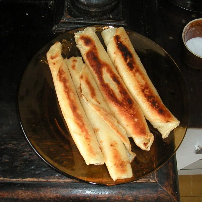 Nalesniki polonais (crêpes polonaises)