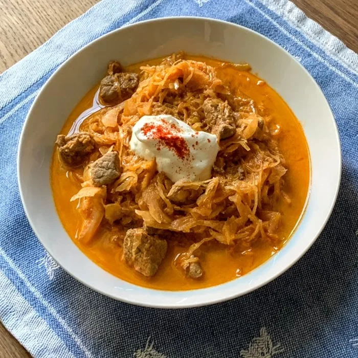 Goulash au porc et à la choucroute