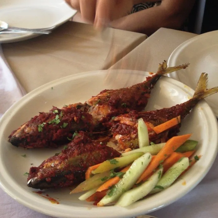 Pesce al masala ripieno