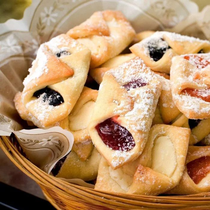Rogaliki (biscotti a forma di croissant polacchi)