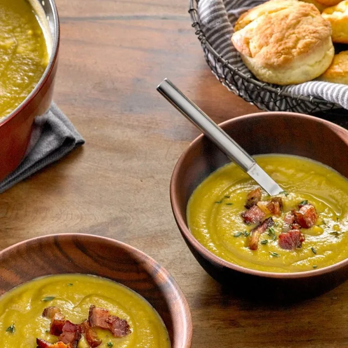Divideix la sopa de Pea
