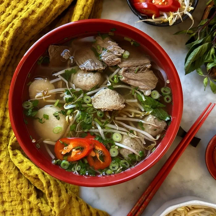 Pho de ternera